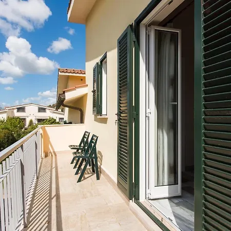 Casa Dei Sogni - Privata In A Roma Infernetto