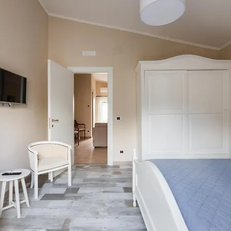 Casa Dei Sogni - Privata In A Roma Infernetto